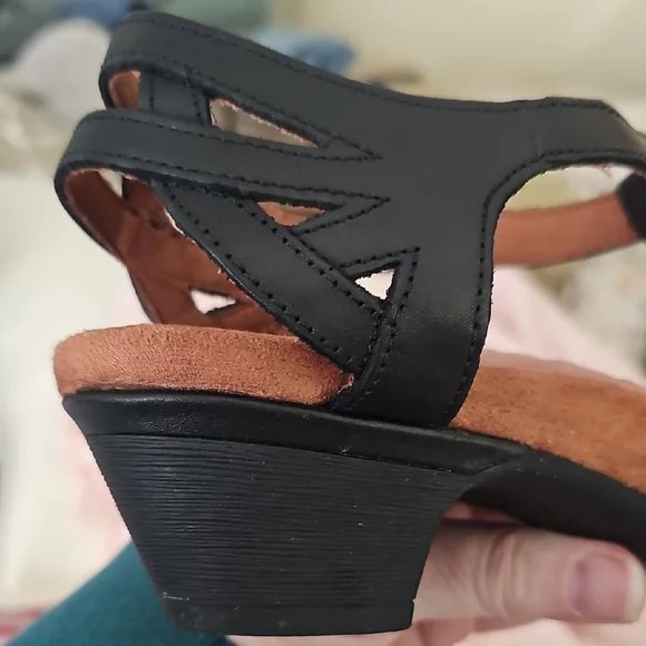 Cobb Hill Aubrey Black Sandals Size 11 - Picture 7 of 14